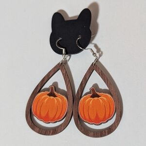 Wooden pumpkin design earrings womens girl fashion jewelry orange NEW a-